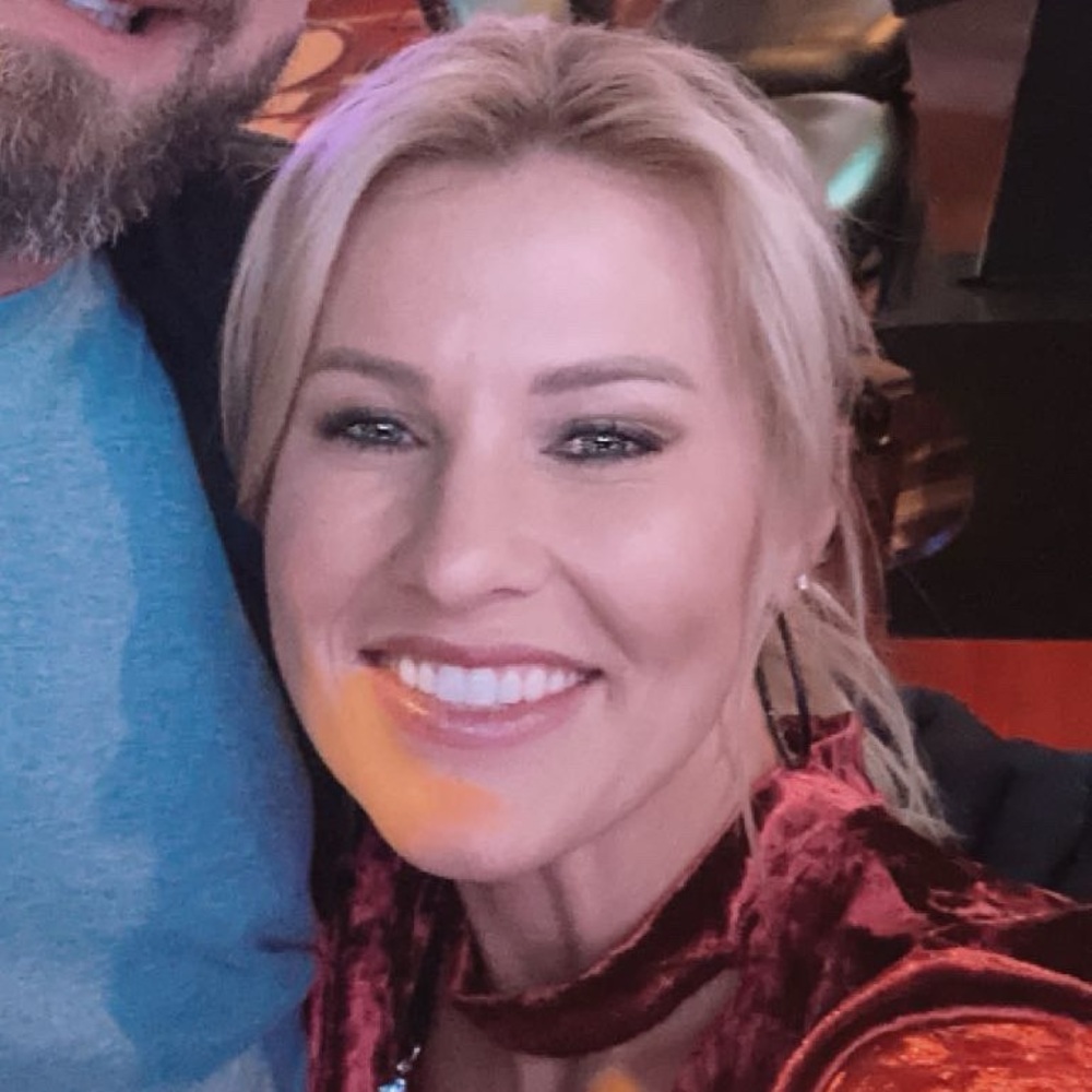 Meet your Posher, Alie